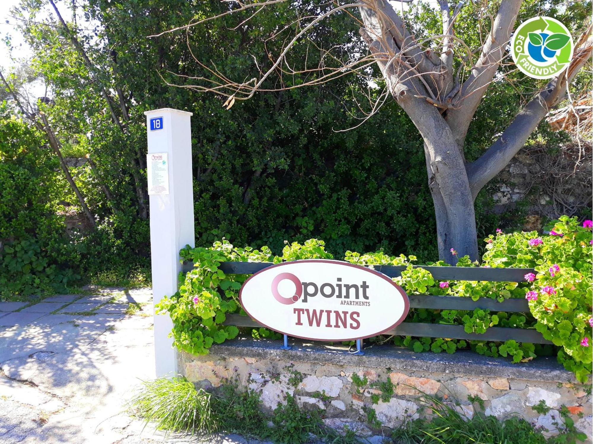 Point Twins Apartments Vrontados Exterior photo