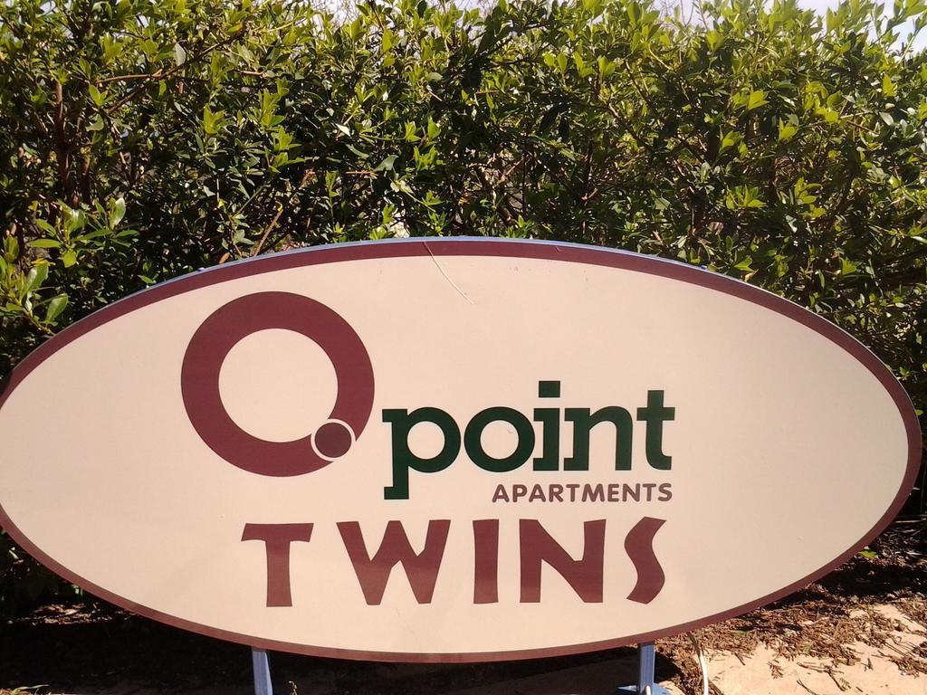 Point Twins Apartments Vrontados Exterior photo